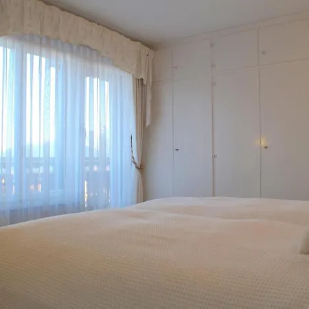 Duplex On Golf Course, Fontainebleau Apartment *