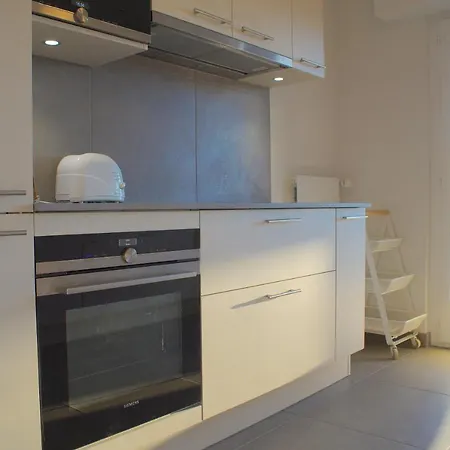 Duplex On Golf Course, Fontainebleau Apartment *
